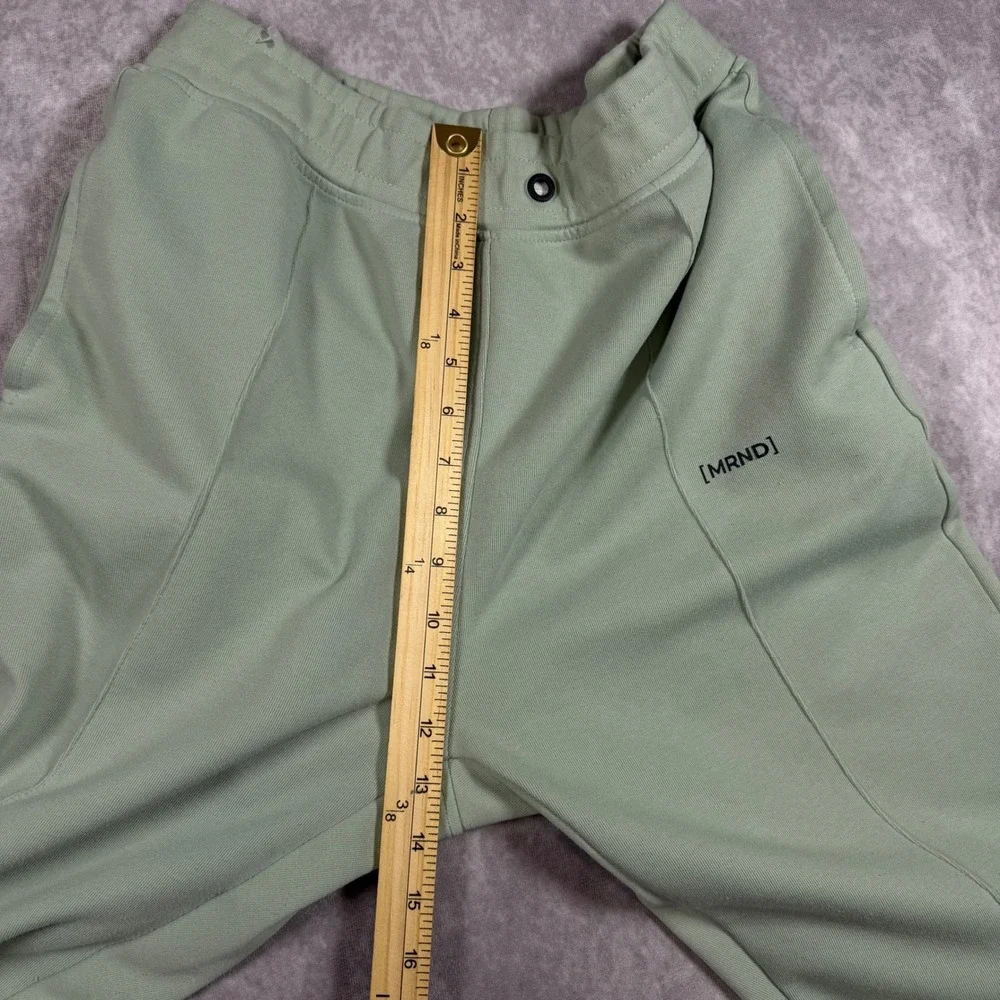 MRND Merinid Boys Youth XL Sage Green Pintuck Joggers Sweatpants Streetwear